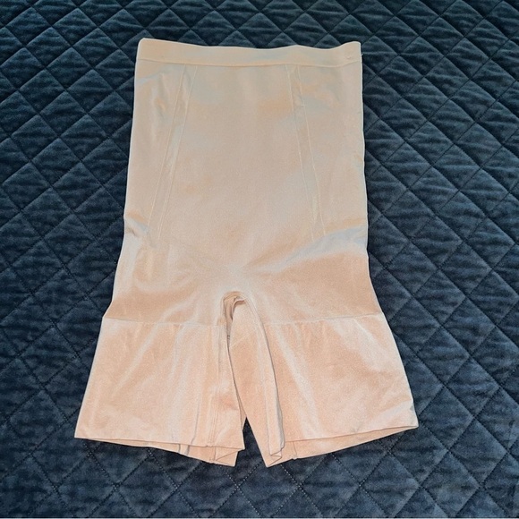 Spanx shapewear shorts XL high waisted nude mid thigh Z - Picture 1 of 7